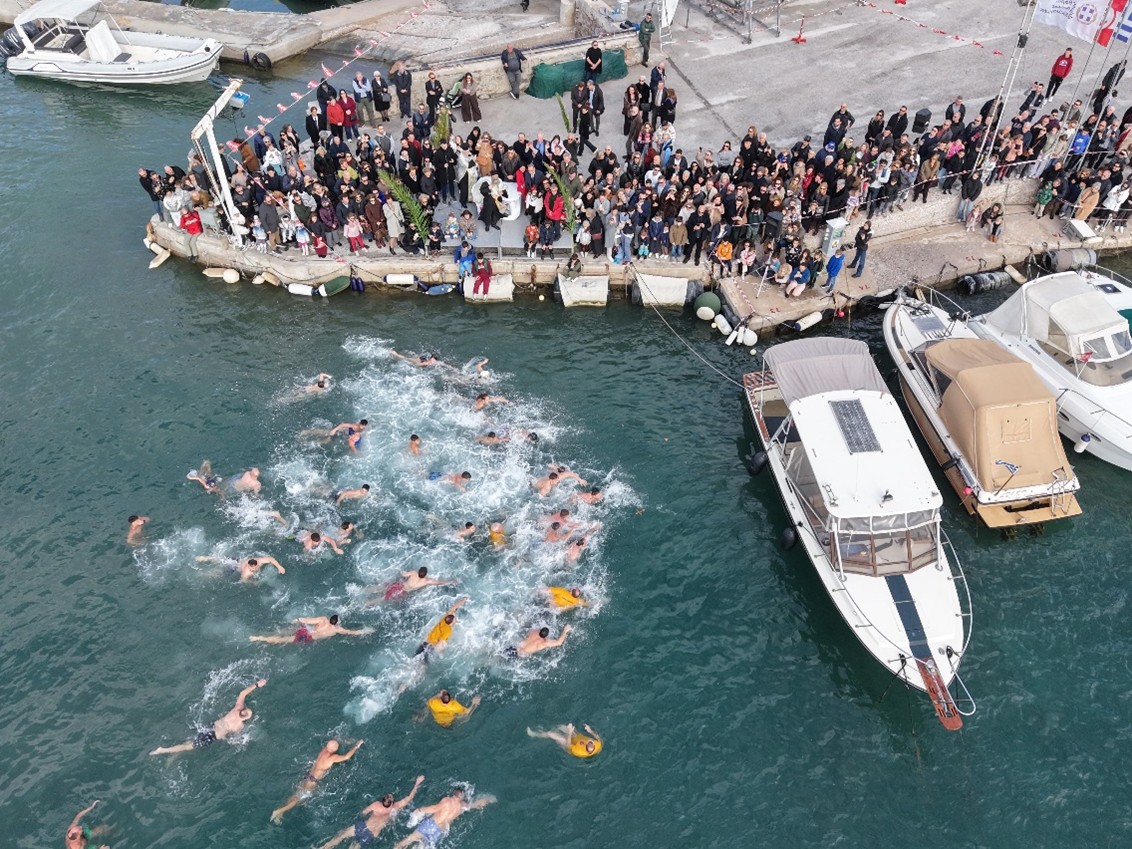 ΘΕΟΦΑΝΙΑ στον Ναυτικό Αθλητικό Όμιλο Βούλας (ΝΑΟΒ)